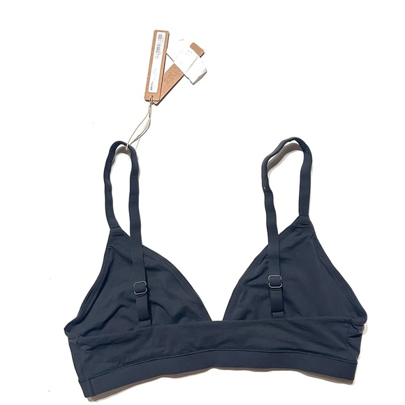 SKIMS Triangle Bralette - Picture 4 of 5